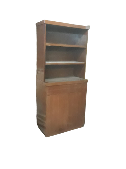 Cabinet 2ft8inch*5ft 10 inch